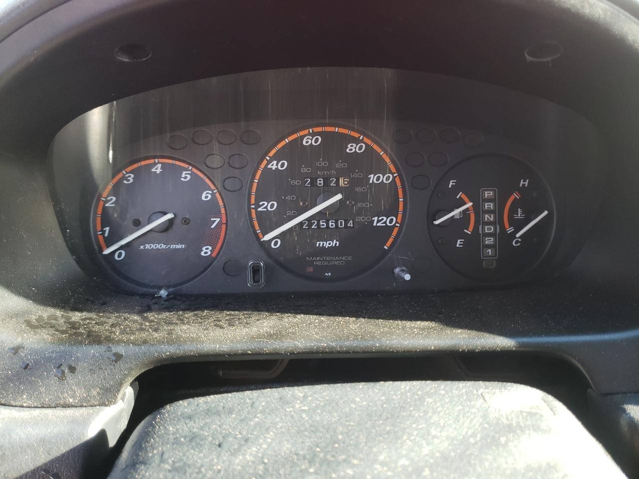 Zdjęcie 8 z aukcji – 2001 HONDA CR-V z VIN JHLRD18441C033868