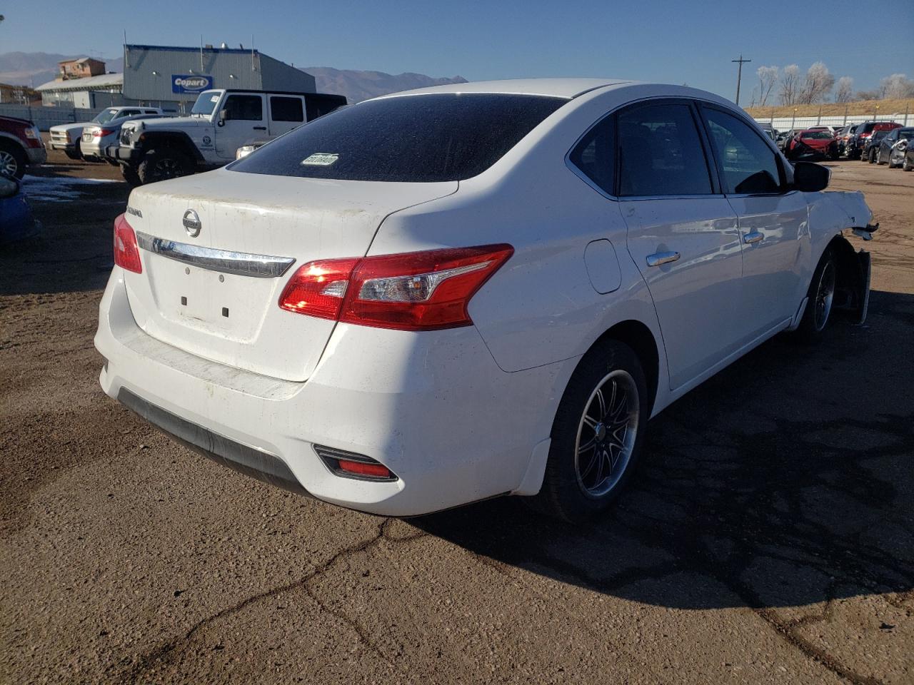 Photo 4 from auction – 2017 NISSAN SENTRA S with VIN 3N1AB7AP7HY333545