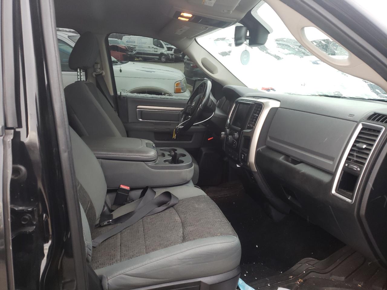 Photo 5 from auction – 2014 RAM 1500 SLT with VIN 1C6RR7TT1ES375202