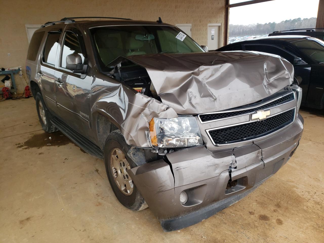 Photo 1 from auction – 2011 CHEVROLET TAHOE C150 with VIN 1GNSCAE04BR369142