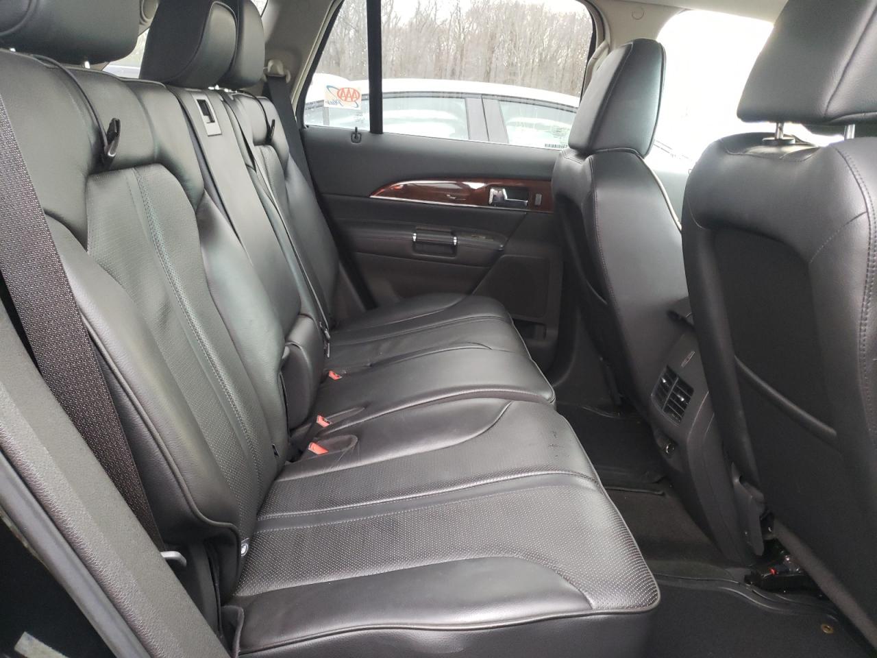 Photo 6 from auction – 2011 LINCOLN MKX with VIN 2LMDJ8JK9BBJ25447