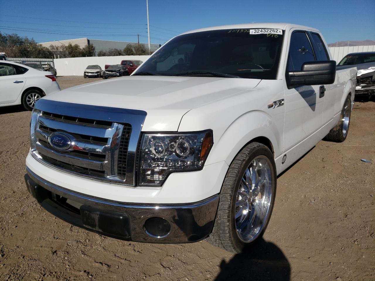 Photo 2 from auction – 2012 FORD F150 SUPER with VIN 1FTFX1CF5CFC80012