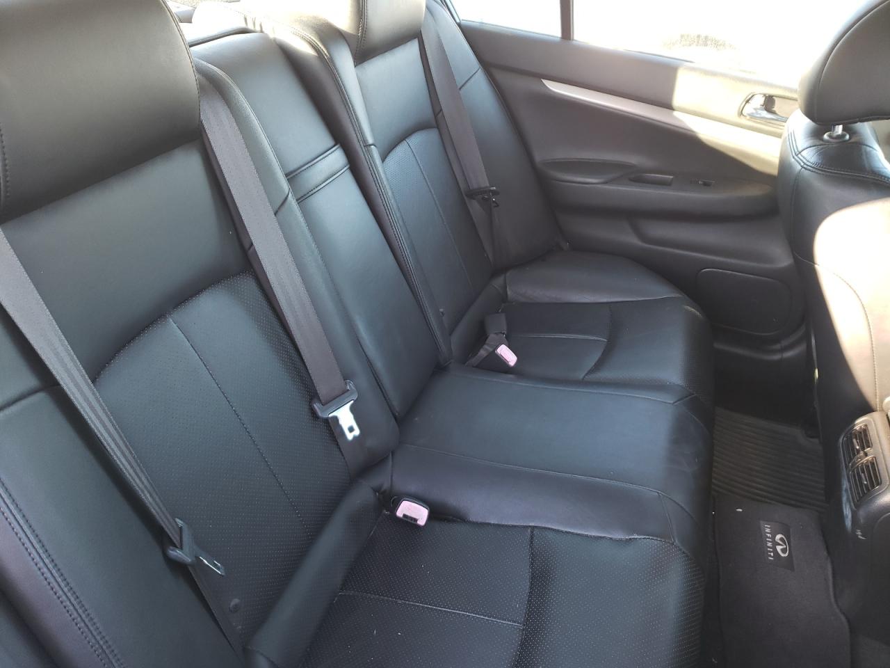 Photo 6 from auction – 2011 INFINITI G37 with VIN JN1CV6AR0BM405465