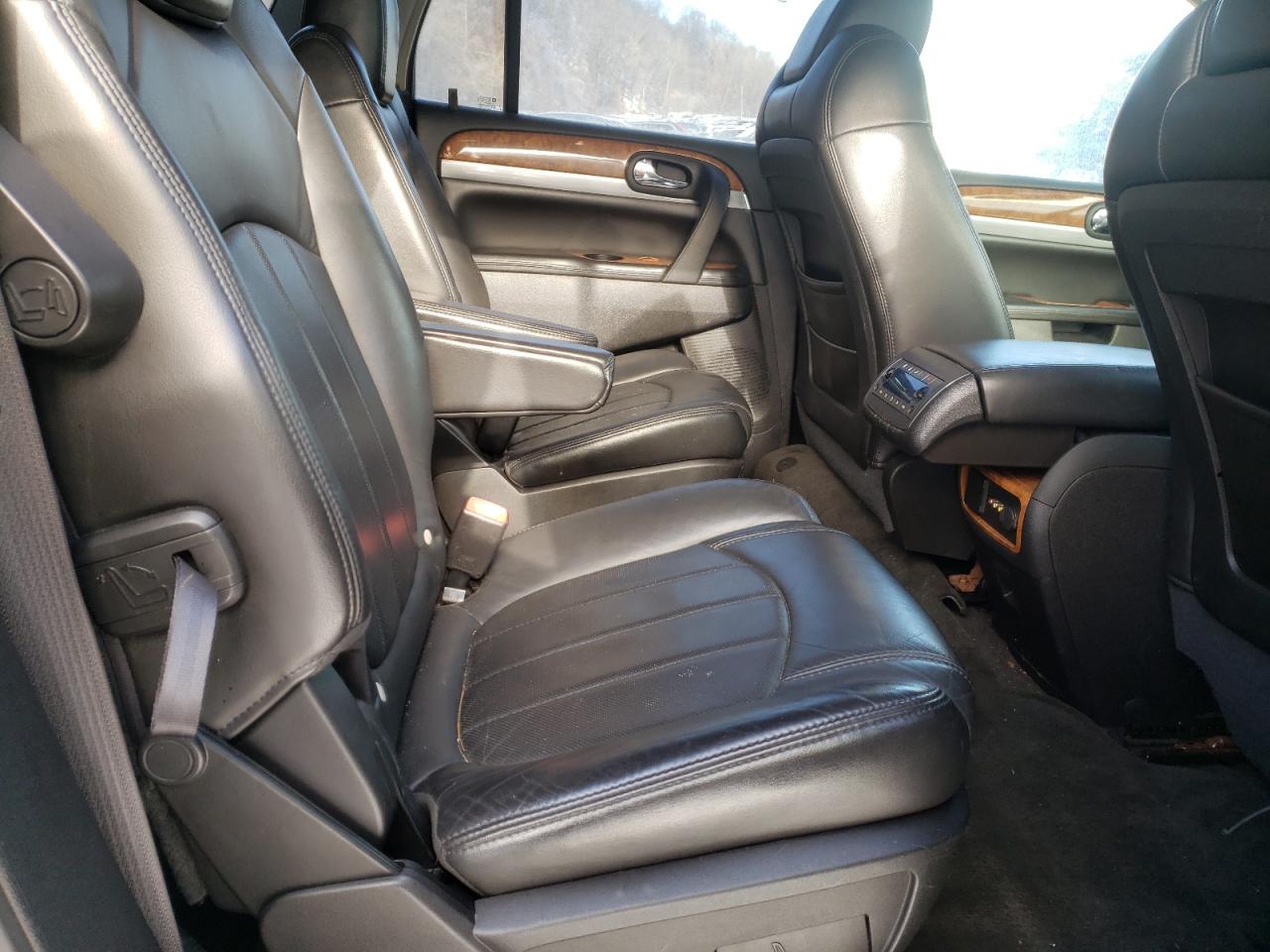 Photo 6 from auction – 2008 BUICK ENCLAVE CX with VIN 5GAEV23728J211963
