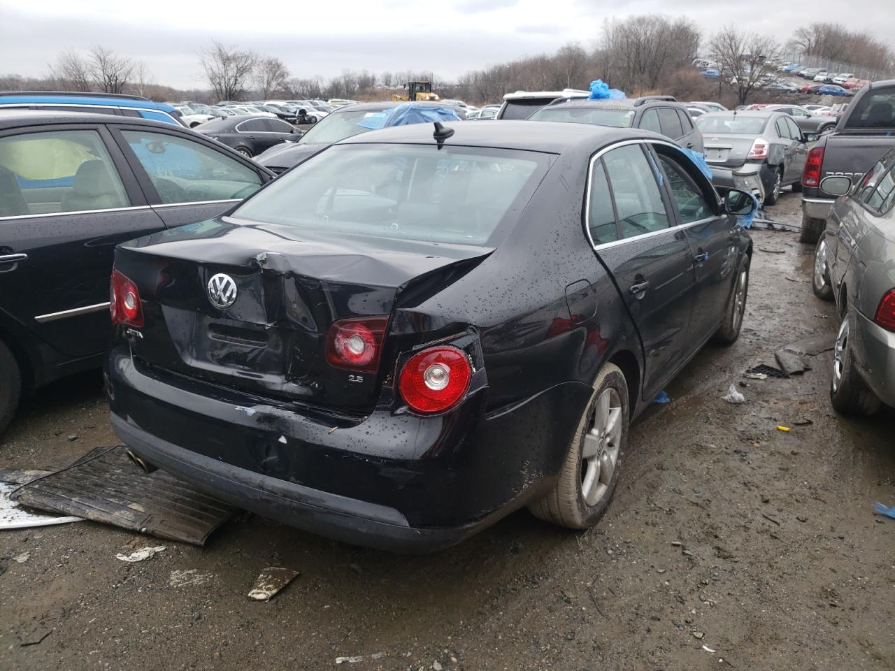 Photo 4 from auction – 2008 VOLKSWAGEN JETTA SE with VIN 3VWRM71K28M131702