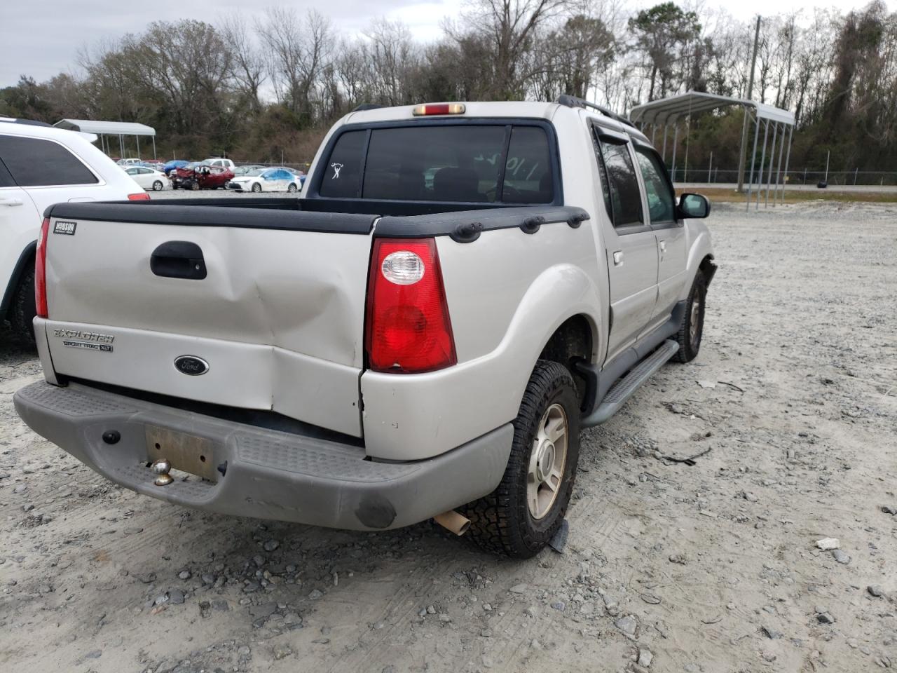 Photo 4 from auction – 2004 FORD EXPLORER S with VIN 1FMZU67K14UA62345