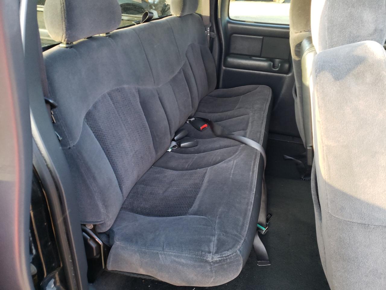 Photo 6 from auction – 2002 CHEVROLET SILVERADO with VIN 2GCEC19V721209650