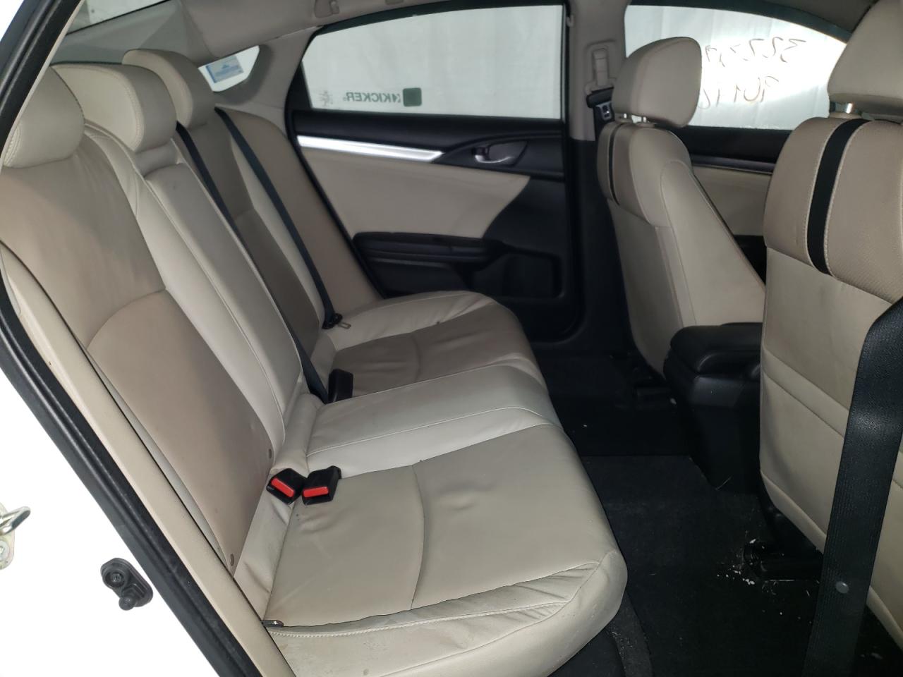 Photo 6 from auction – 2017 HONDA CIVIC EXL with VIN 2HGFC1F70HH638639