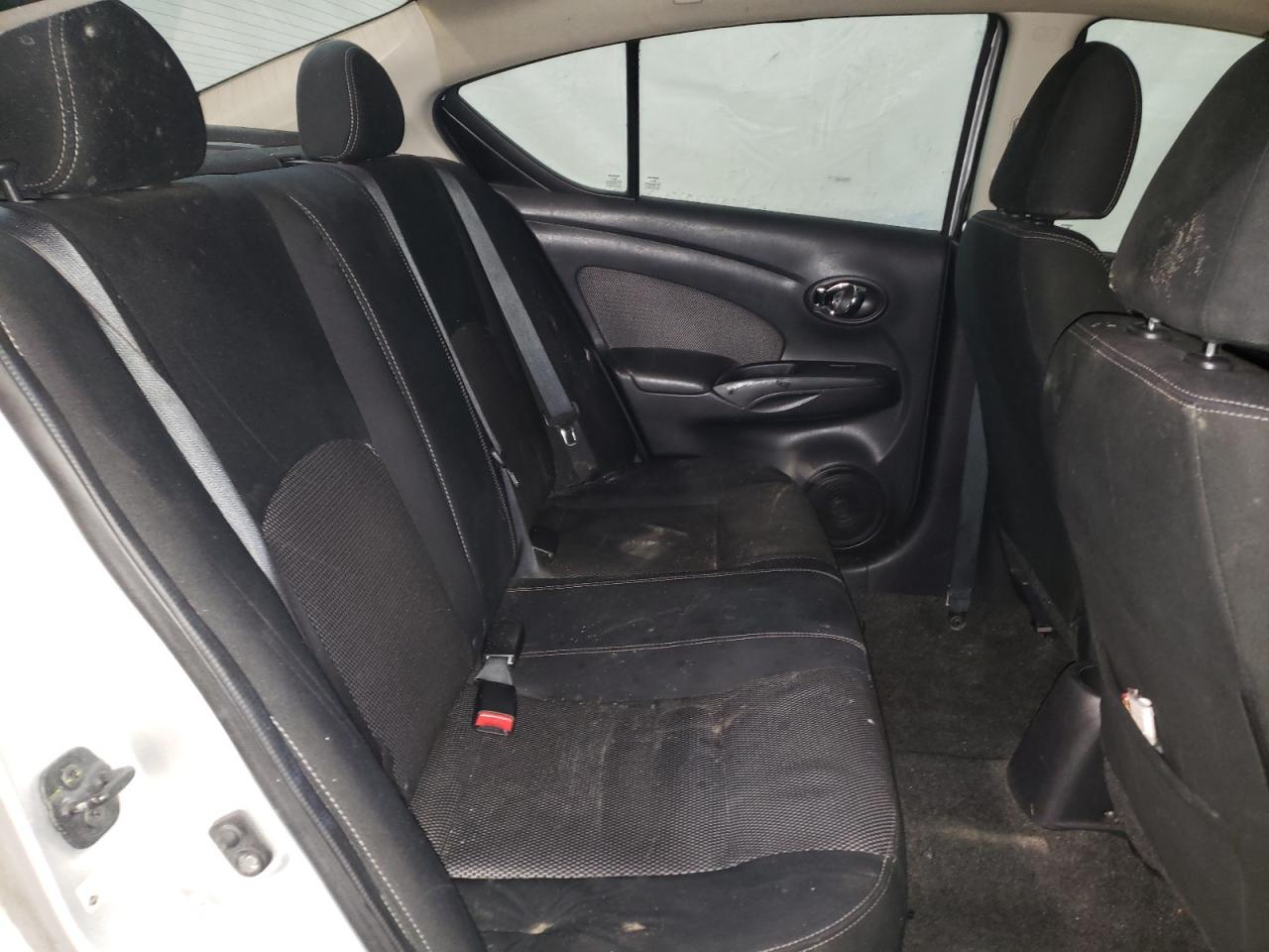 Photo 6 from auction – 2016 NISSAN VERSA S with VIN 3N1CN7AP8GL864622