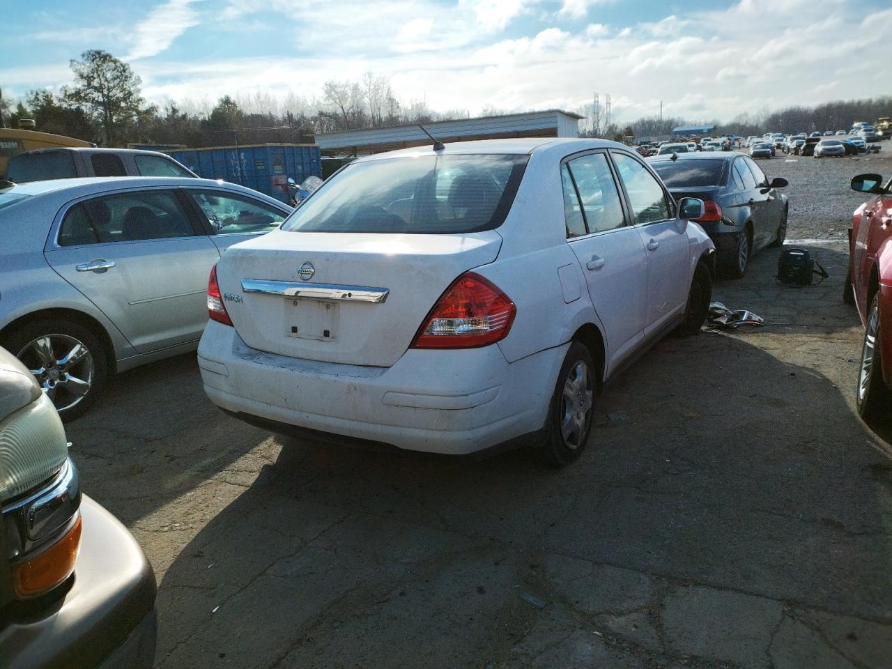 Photo 4 from auction – 2008 NISSAN VERSA S with VIN 3N1BC11E28L450525