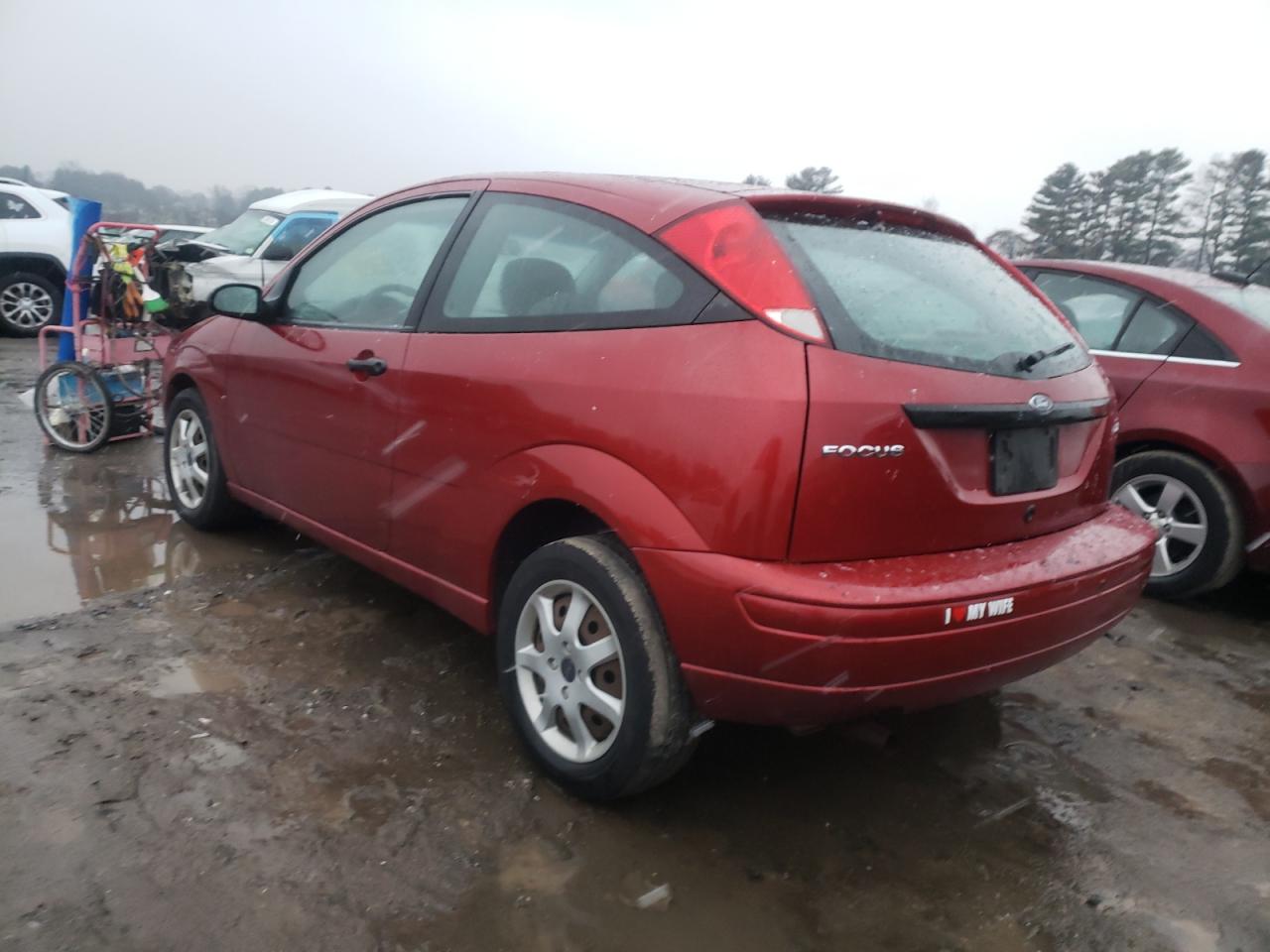 Photo 3 from auction – 2005 FORD FOCUS ZX3 with VIN 3FAFP31N15R129282
