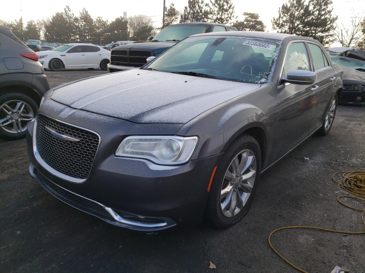 Photo 2 from auction – 2018 CHRYSLER 300 LIMITE with VIN 2C3CCAKGXJH268382