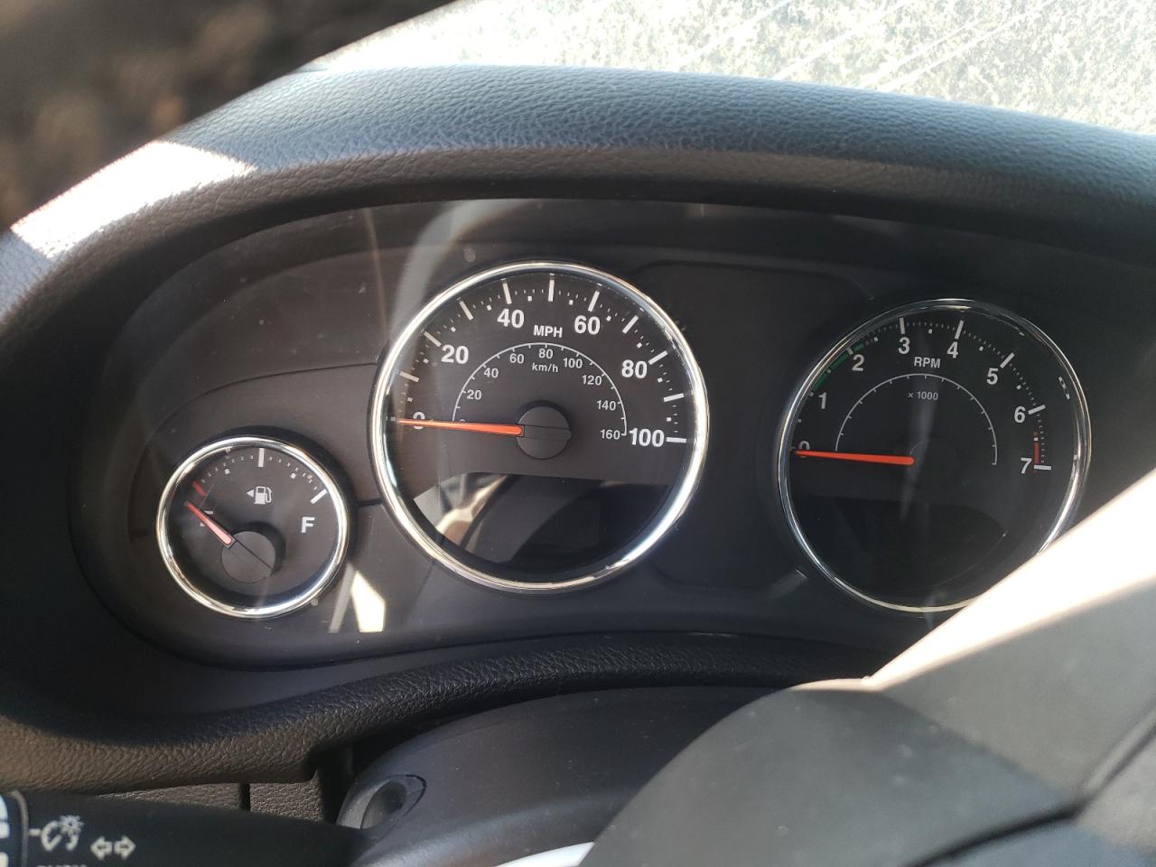 Zdjęcie 8 z aukcji – 2015 JEEP WRANGLER U z VIN 1C4HJWEG5FL661815
