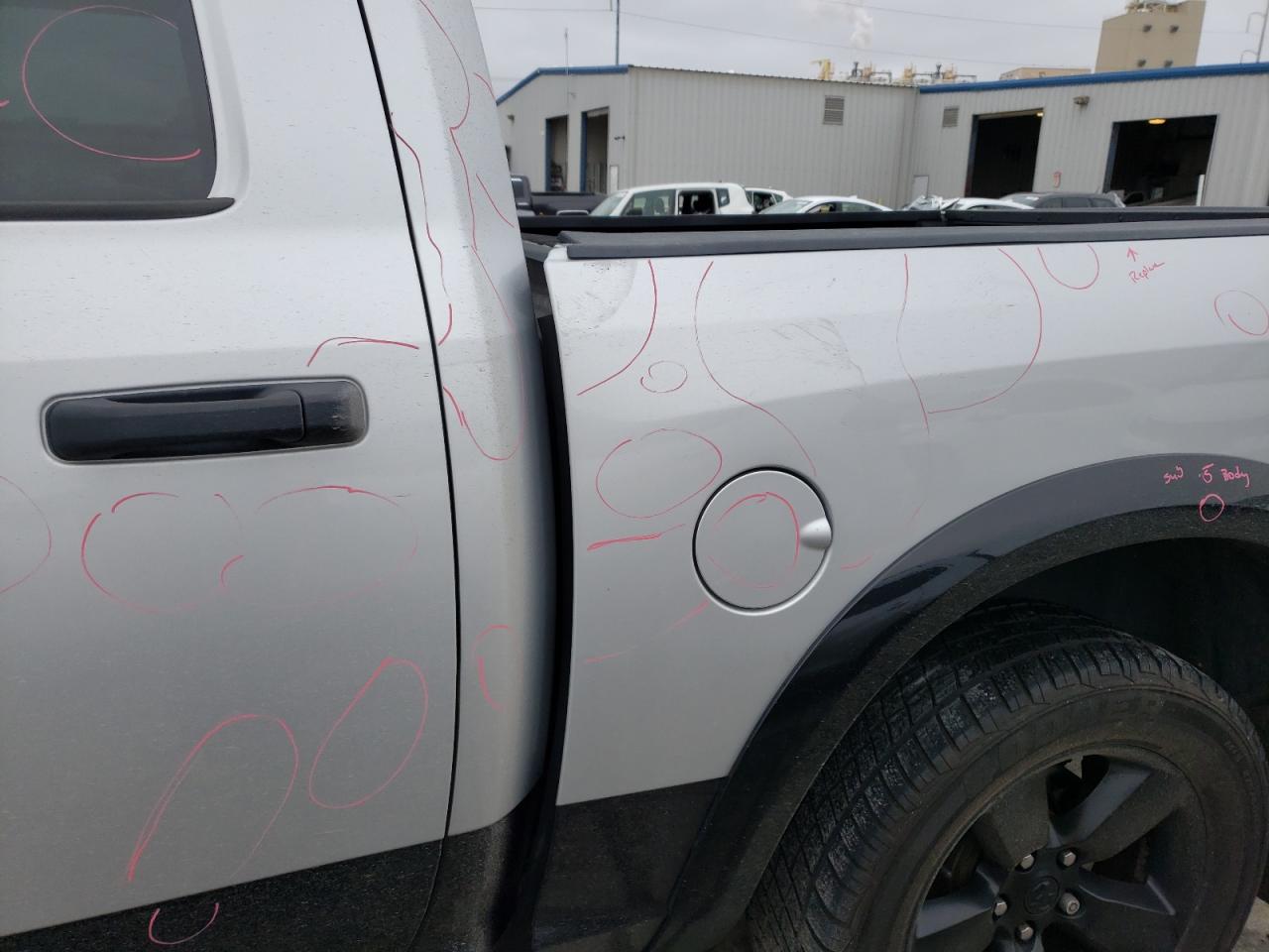 Photo 9 from auction – 2015 RAM 1500 SLT with VIN 1C6RR6LT6FS639865