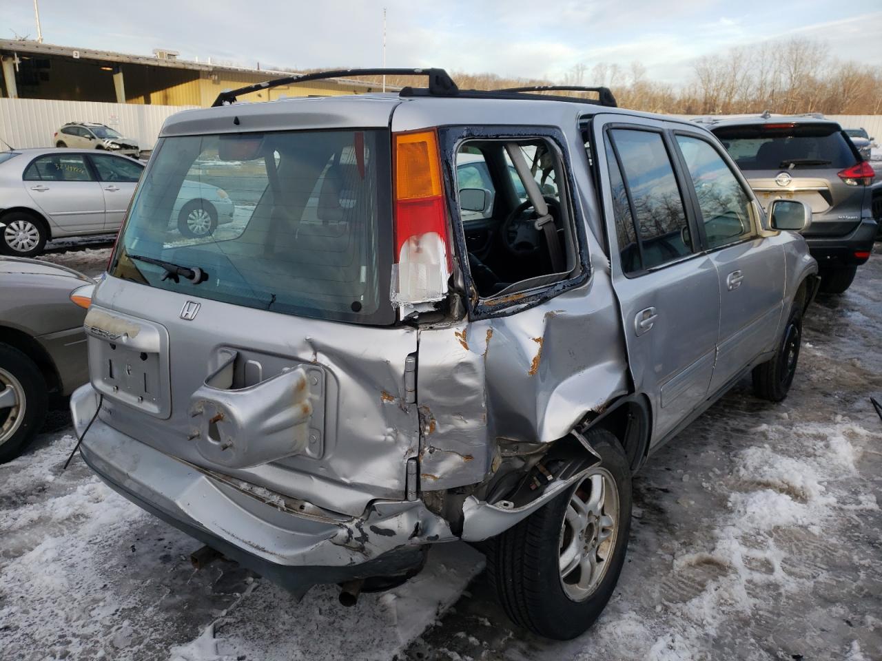 Photo 4 from auction – 2001 HONDA CR-V SE with VIN JHLRD18751C018466