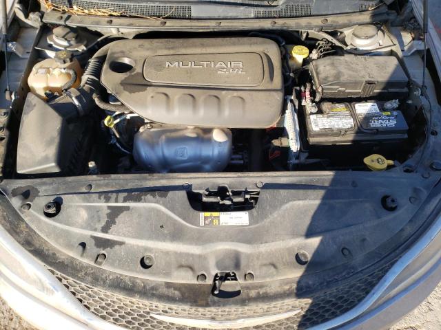 Photo 7 from auction – 2015 CHRYSLER 200 LIMITE with VIN 1C3CCCAB6FN702037