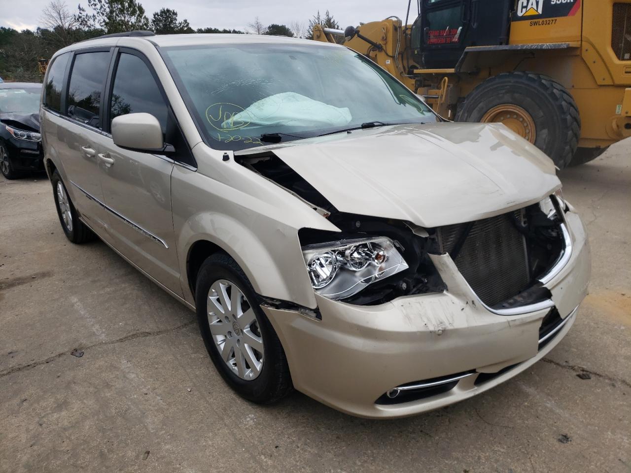 CHRYSLER TOWN & COU 2014 with VIN 2C4RC1BG9ER192062 - Photo from auction