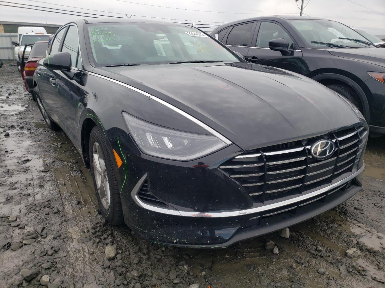HYUNDAI SONATA SE 2021 with VIN 5NPEG4JA7MH087257 - Photo from auction