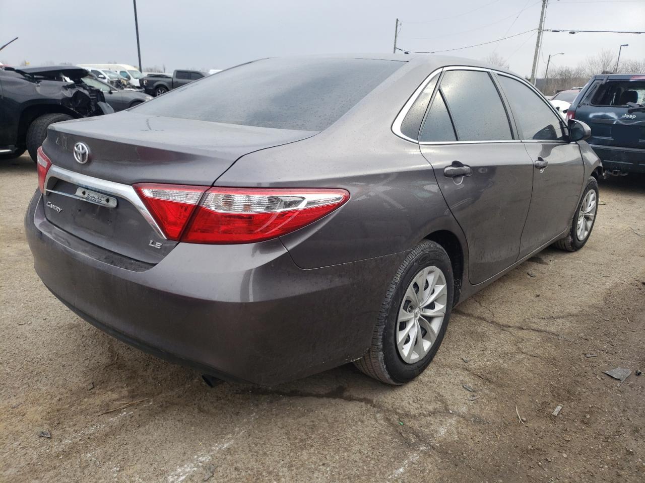 Photo 4 from auction – 2015 TOYOTA CAMRY LE with VIN 4T4BF1FK5FR485938