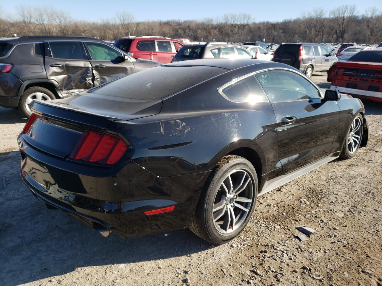 Photo 4 from auction – 2017 FORD MUSTANG with VIN 1FA6P8TH7H5266478