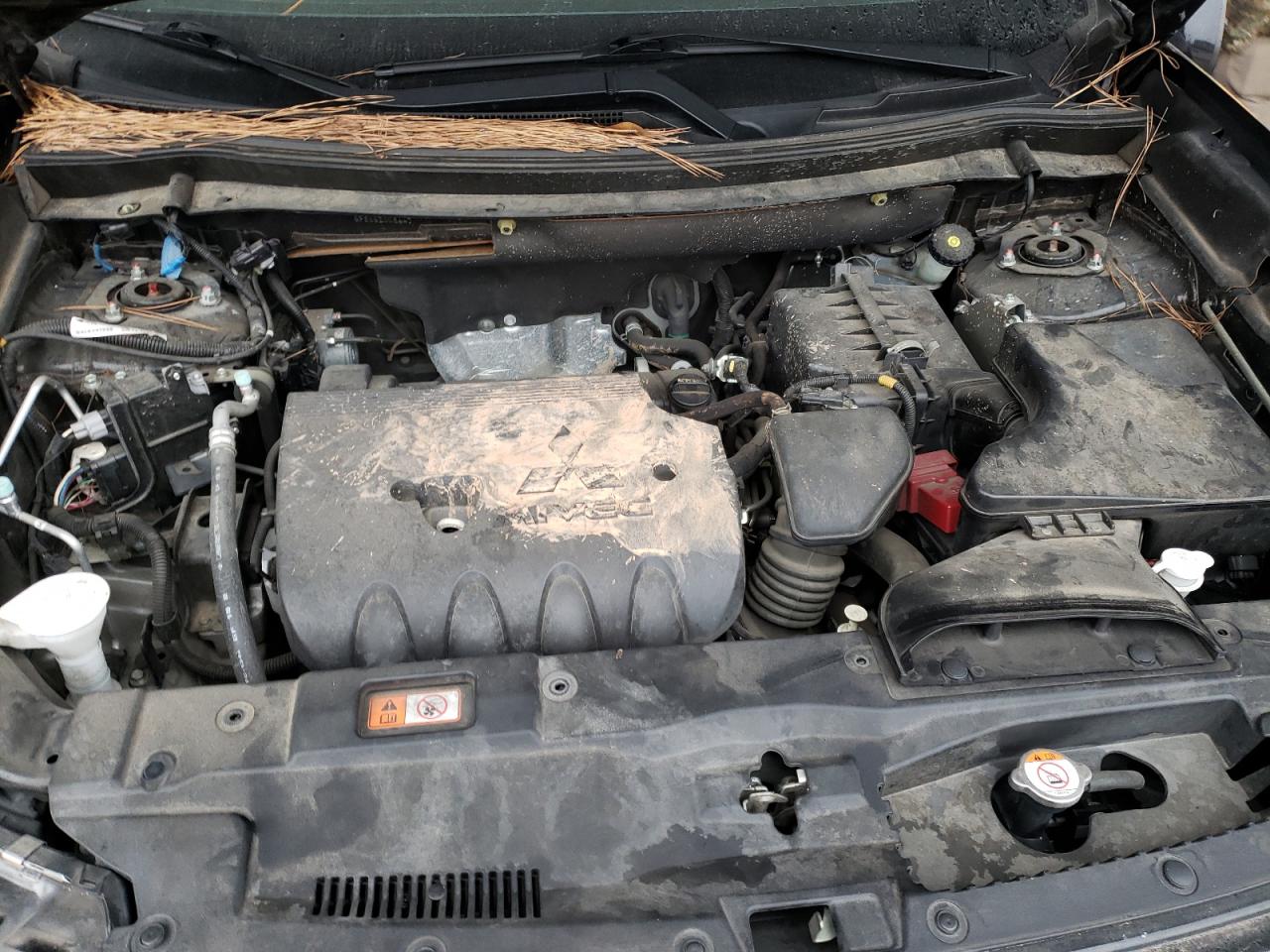 Photo 7 from auction – 2016 MITSUBISHI OUTLANDER with VIN JA4AD3A3XGZ008447