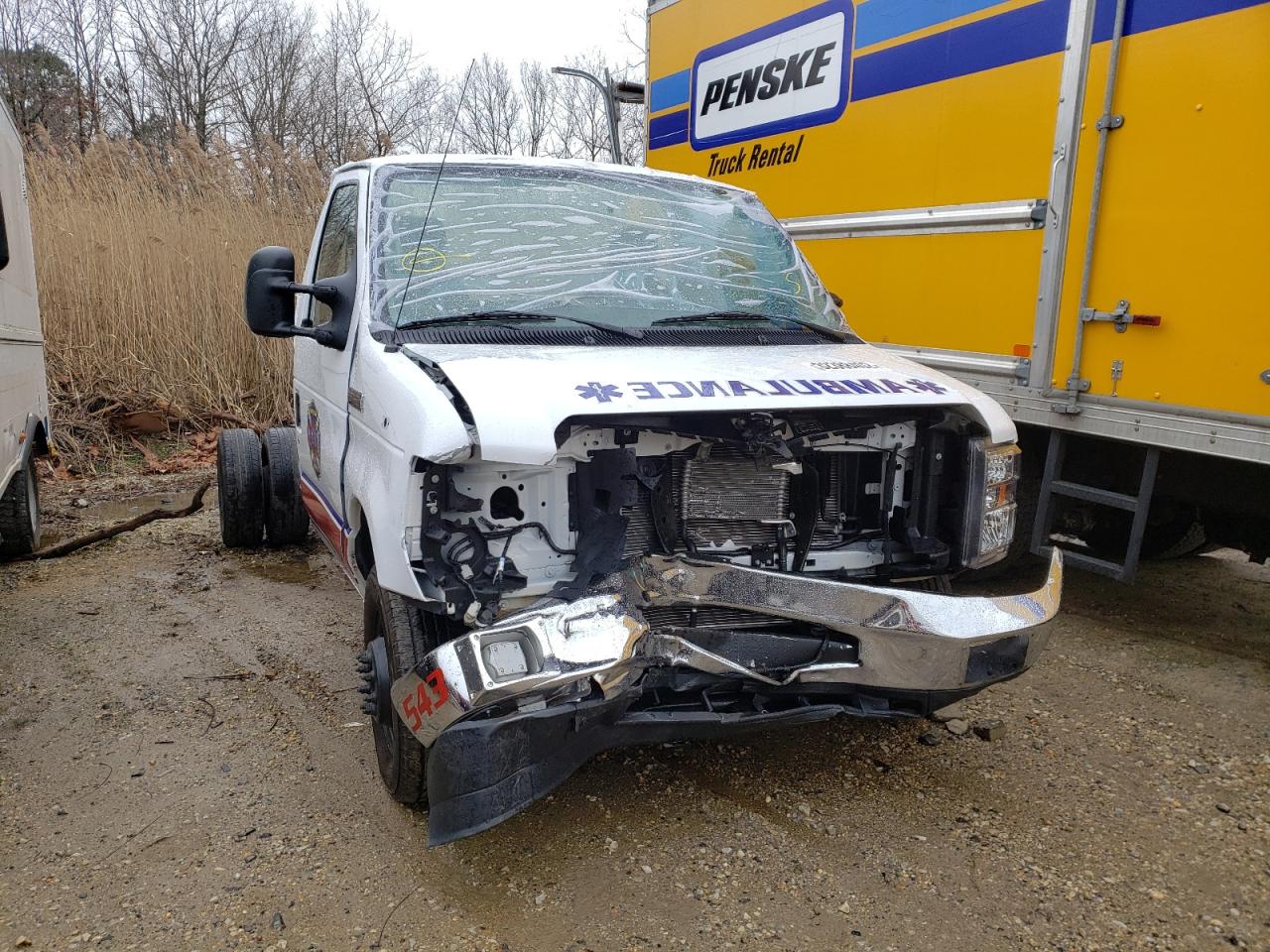 FORD ECONOLINE 2021 with VIN 1FDWE3FN2MDC19844 - Photo from auction