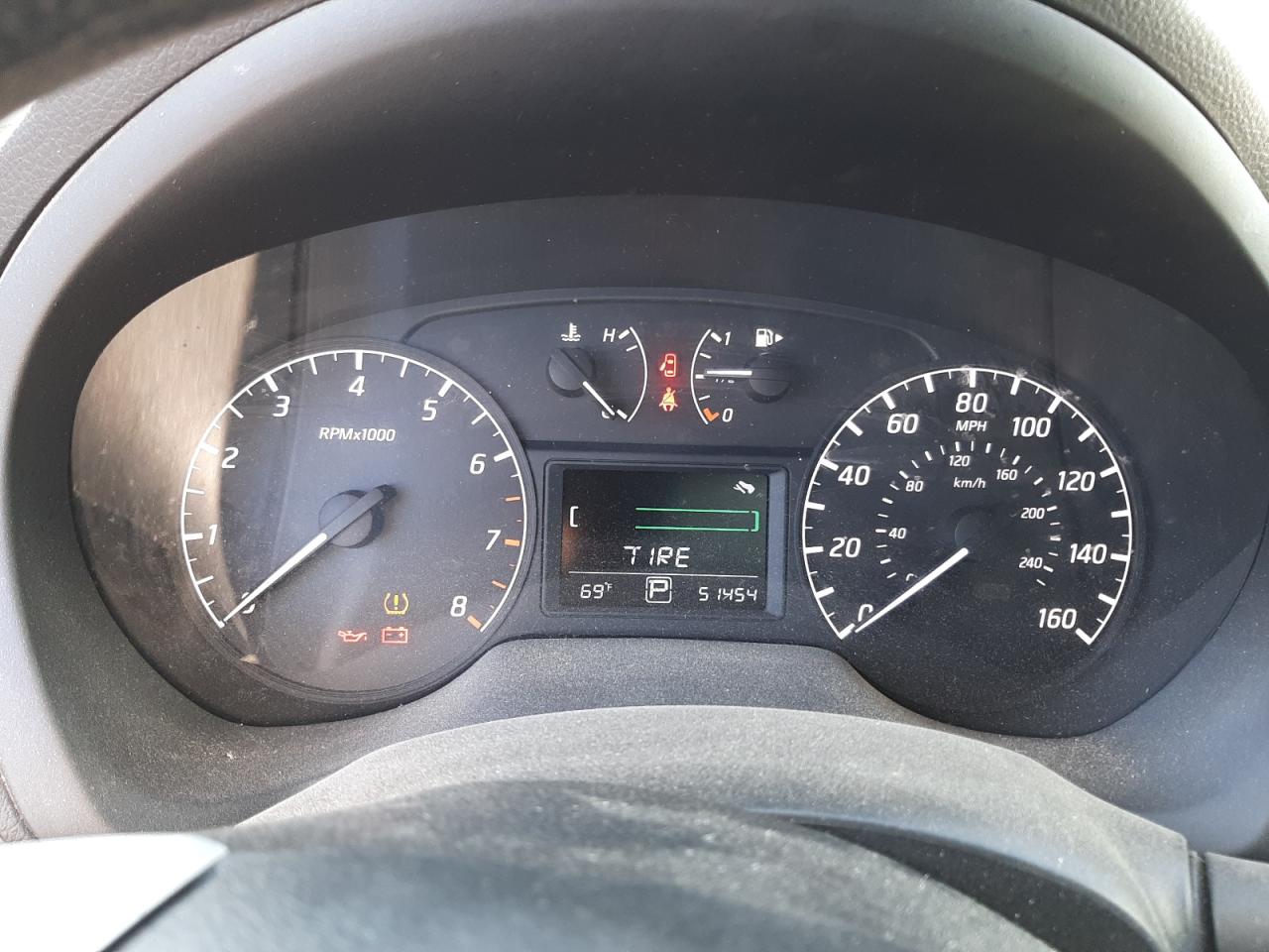 Photo 8 from auction – 2017 NISSAN SENTRA S with VIN 3N1AB7AP7HY367128