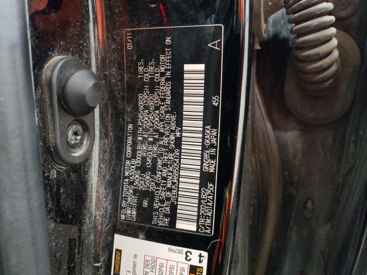 Photo 10 from auction – 2011 TOYOTA 4RUNNER SR with VIN JTEBU5JR6B5054749