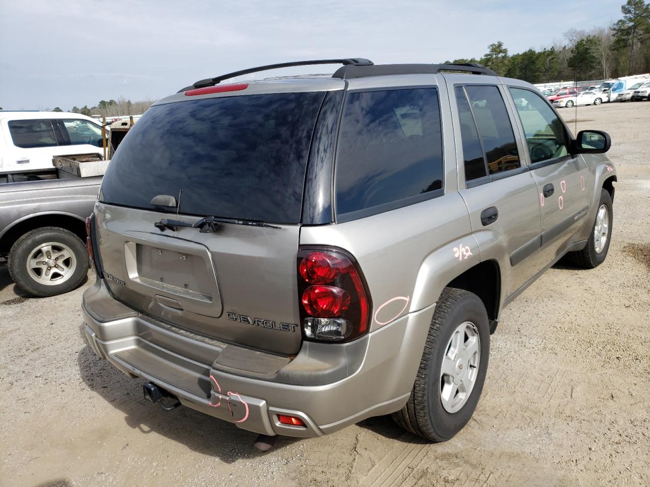 Photo 4 from auction – 2003 CHEVROLET TRAILBLAZE with VIN 1GNDT13S732157312