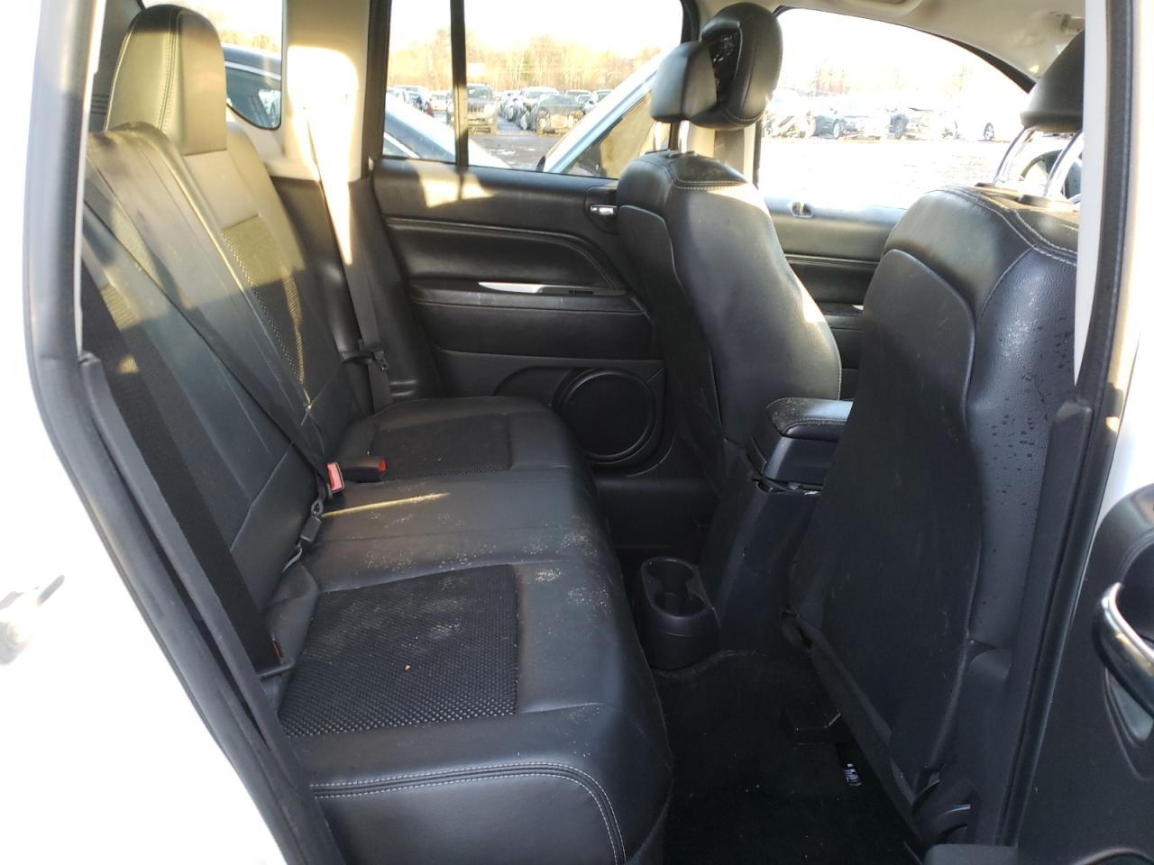 Photo 6 from auction – 2014 JEEP COMPASS SP with VIN 1C4NJDAB9ED869240
