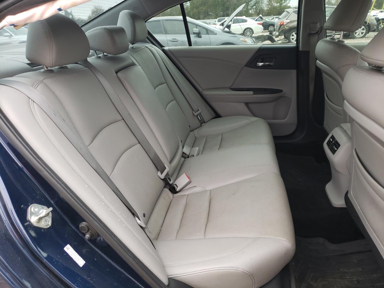 Photo 6 from auction – 2014 HONDA ACCORD EXL with VIN 1HGCR3F89EA043143