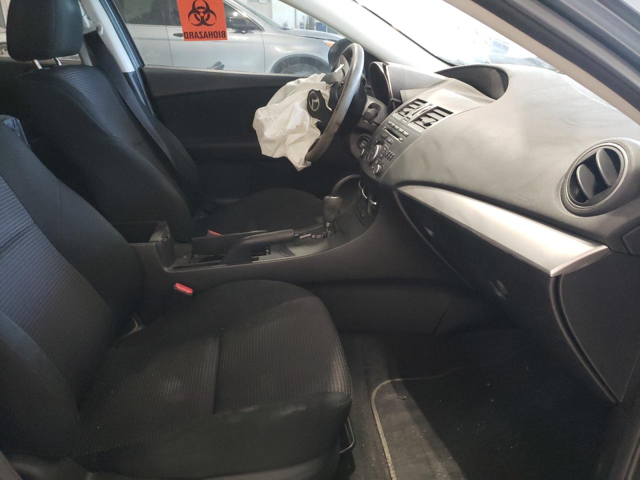 Photo 5 from auction – 2013 MAZDA 3 I with VIN JM1BL1U73D1799771