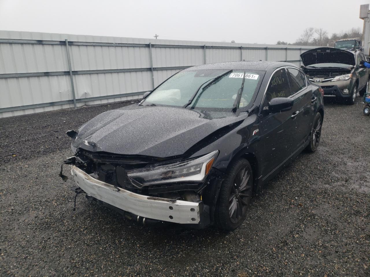 Photo 2 from auction – 2019 ACURA ILX PREMIU with VIN 19UDE2F84KA006331