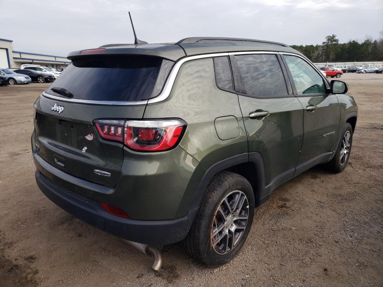 Photo 4 from auction – 2018 JEEP COMPASS LA with VIN 3C4NJDBB0JT436036
