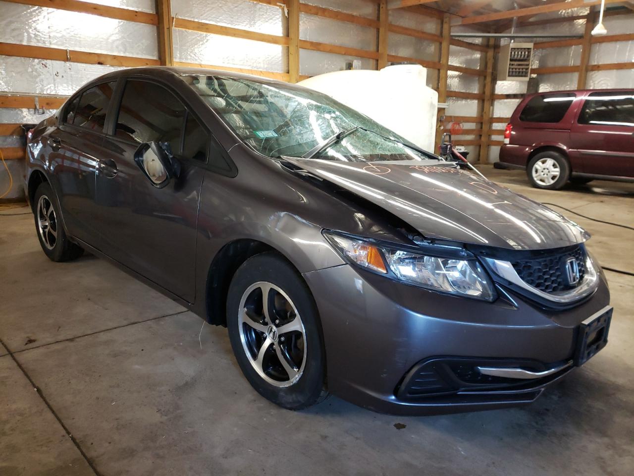 HONDA CIVIC SE 2015 with VIN 19XFB2F71FE106445 - Photo from auction