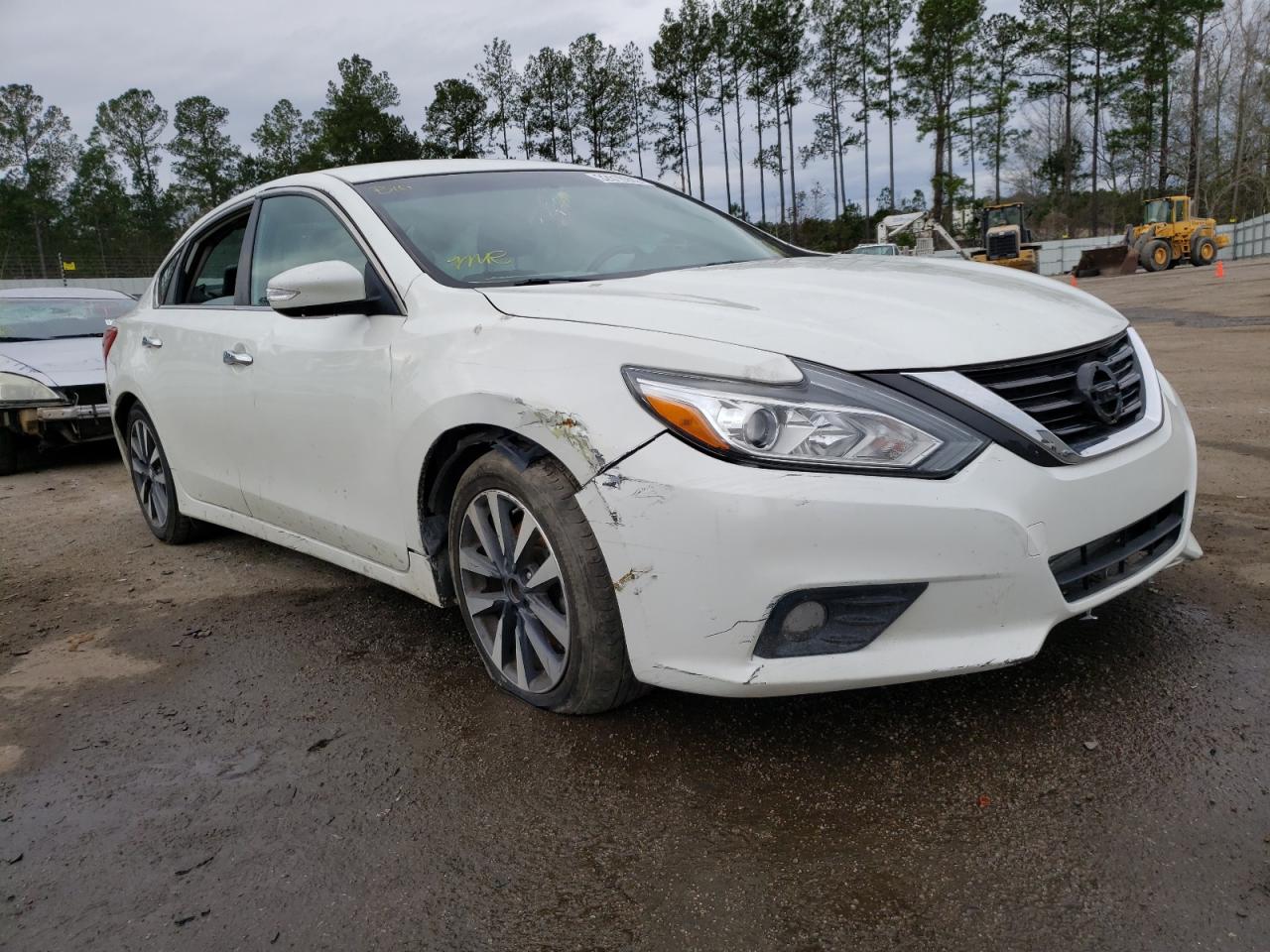 NISSAN ALTIMA 2.5 2017 with VIN 1N4AL3AP5HC175174 - Photo from auction