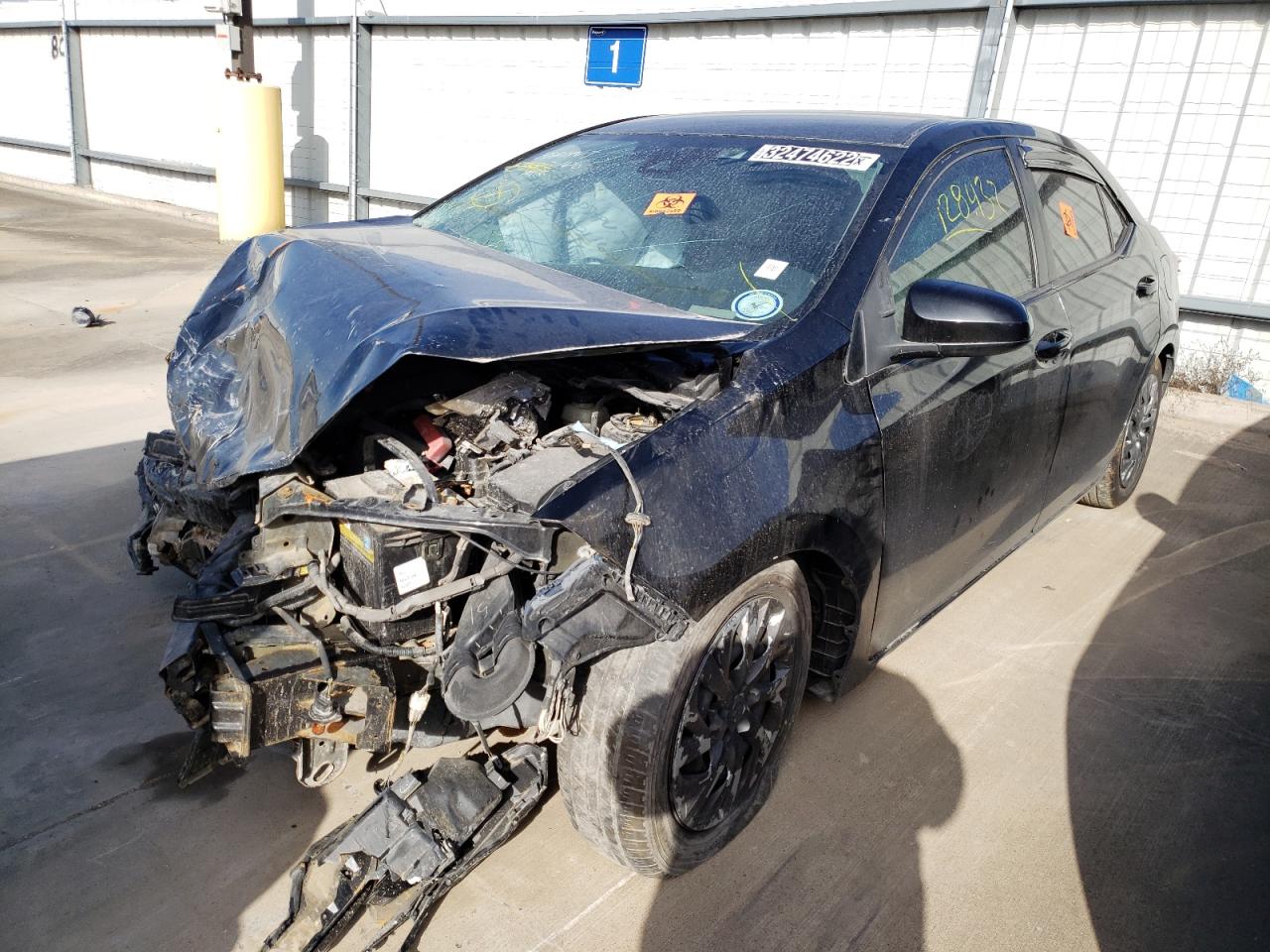Photo 2 from auction – 2017 TOYOTA COROLLA L with VIN 5YFBURHE7HP730376