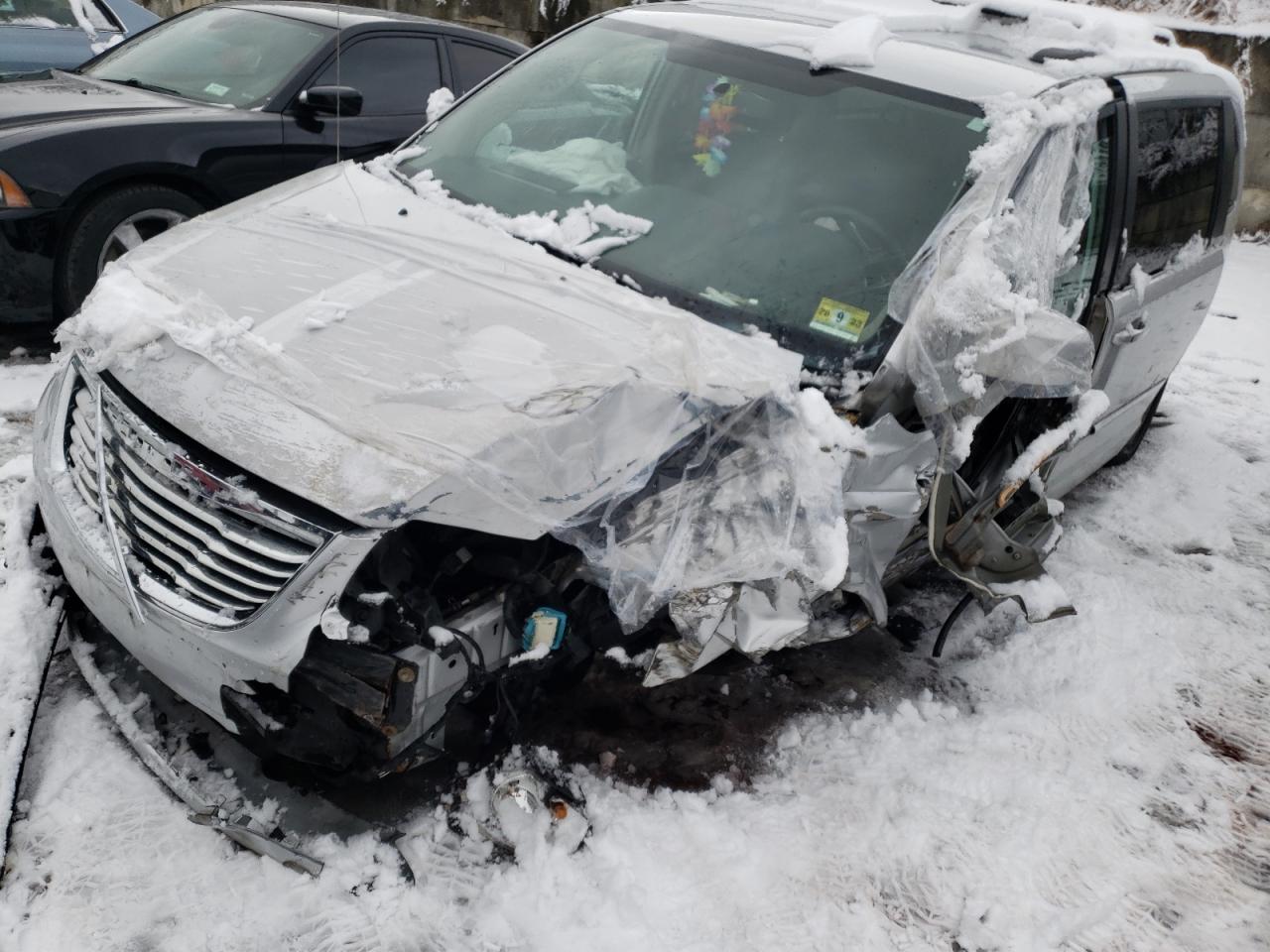 Photo 10 from auction – 2012 CHRYSLER TOWN & COU with VIN 2C4RC1BG7CR386974