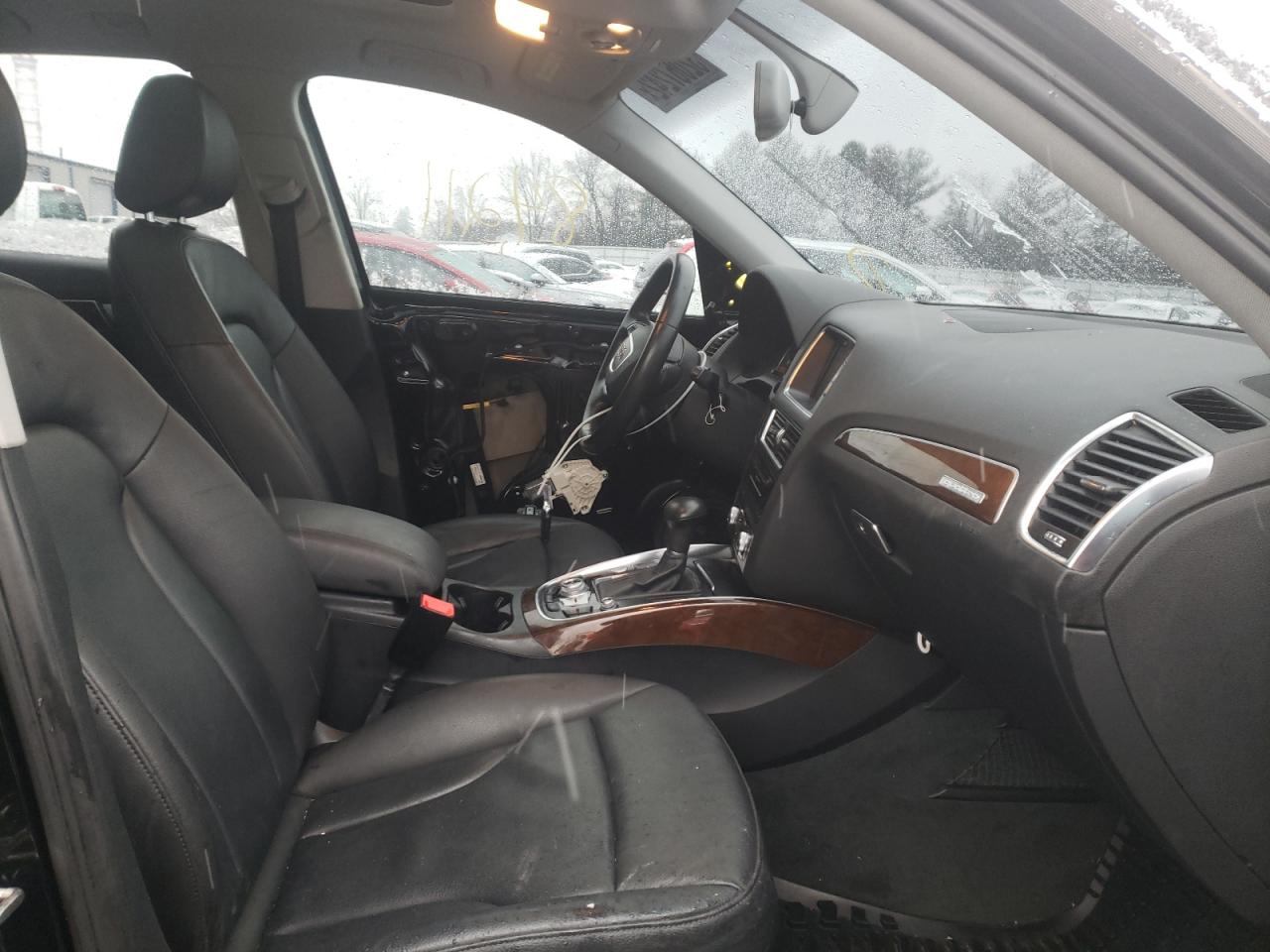 Photo 5 from auction – 2015 AUDI Q5 PREMIUM with VIN WA1LFAFP0FA085666