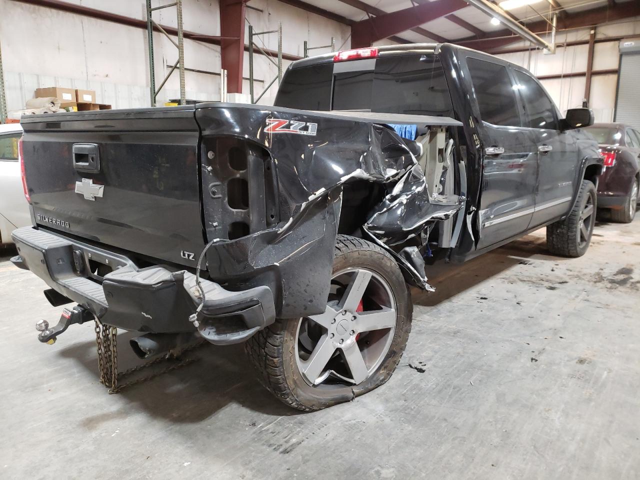 Photo 4 from auction – 2017 CHEVROLET SILVERADO with VIN 3GCUKSEJ9HG118015