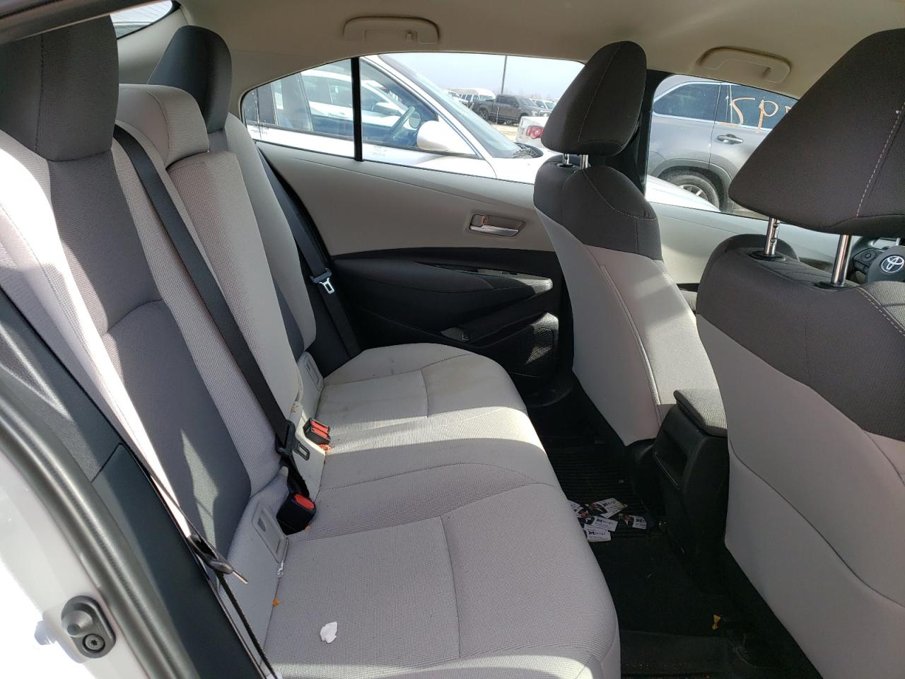 Photo 6 from auction – 2021 TOYOTA COROLLA LE with VIN 5YFEPMAE4MP270122