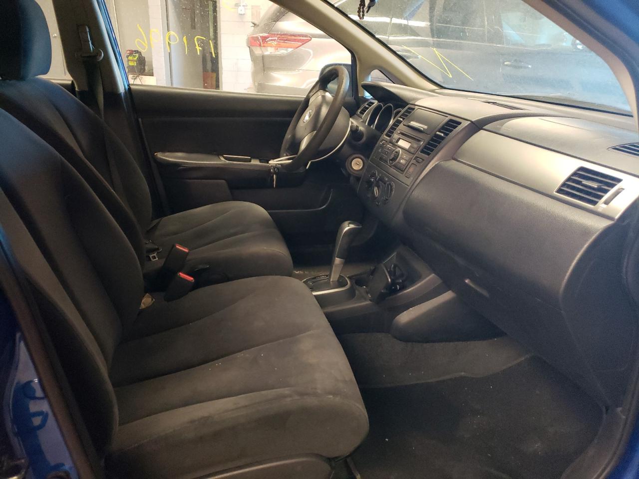 Foto 5 de la subasta – 2007 NISSAN VERSA S con VIN 3N1BC13E87L456499