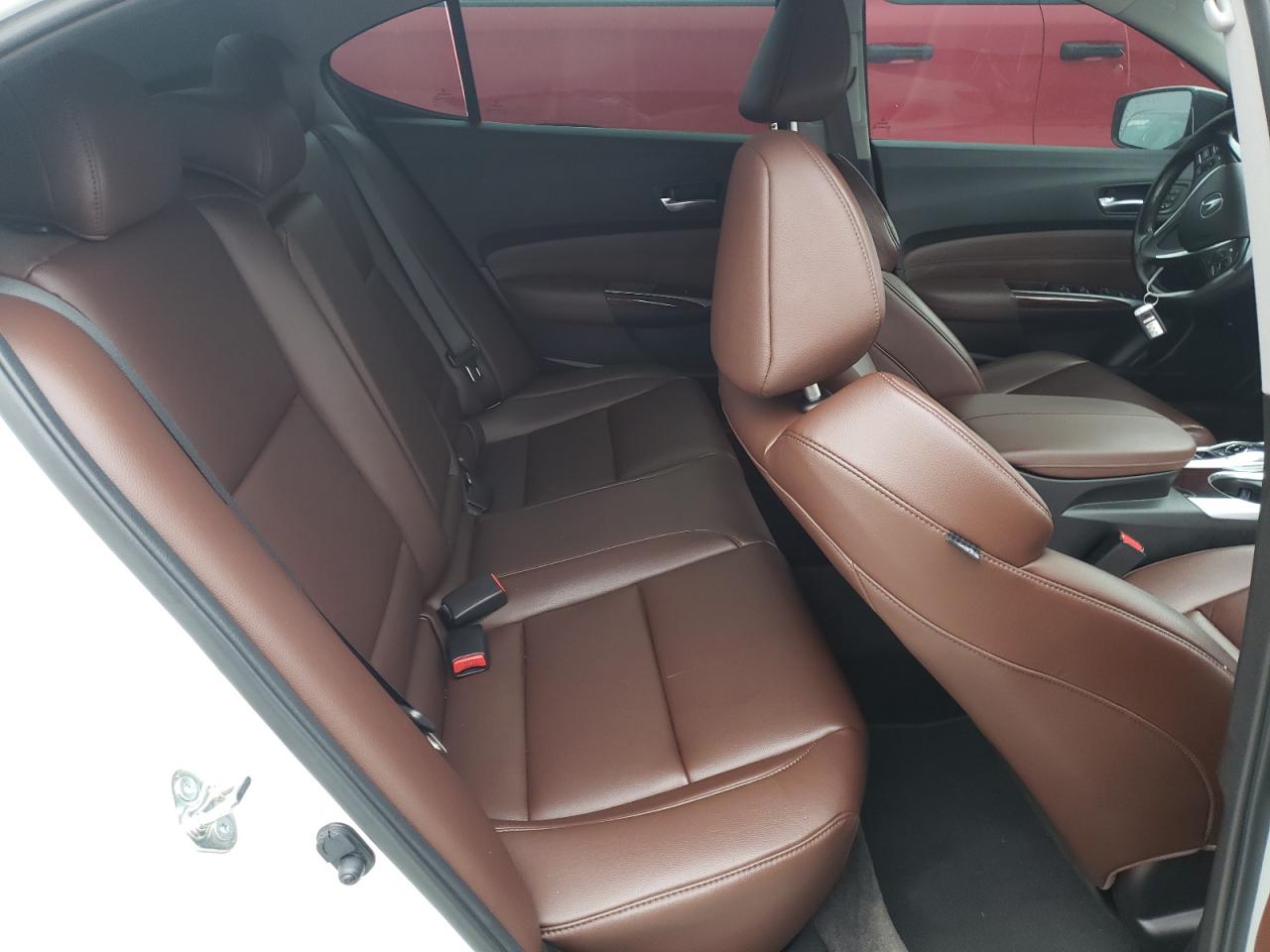 Photo 6 from auction – 2016 ACURA TLX with VIN 19UUB2F30GA008727
