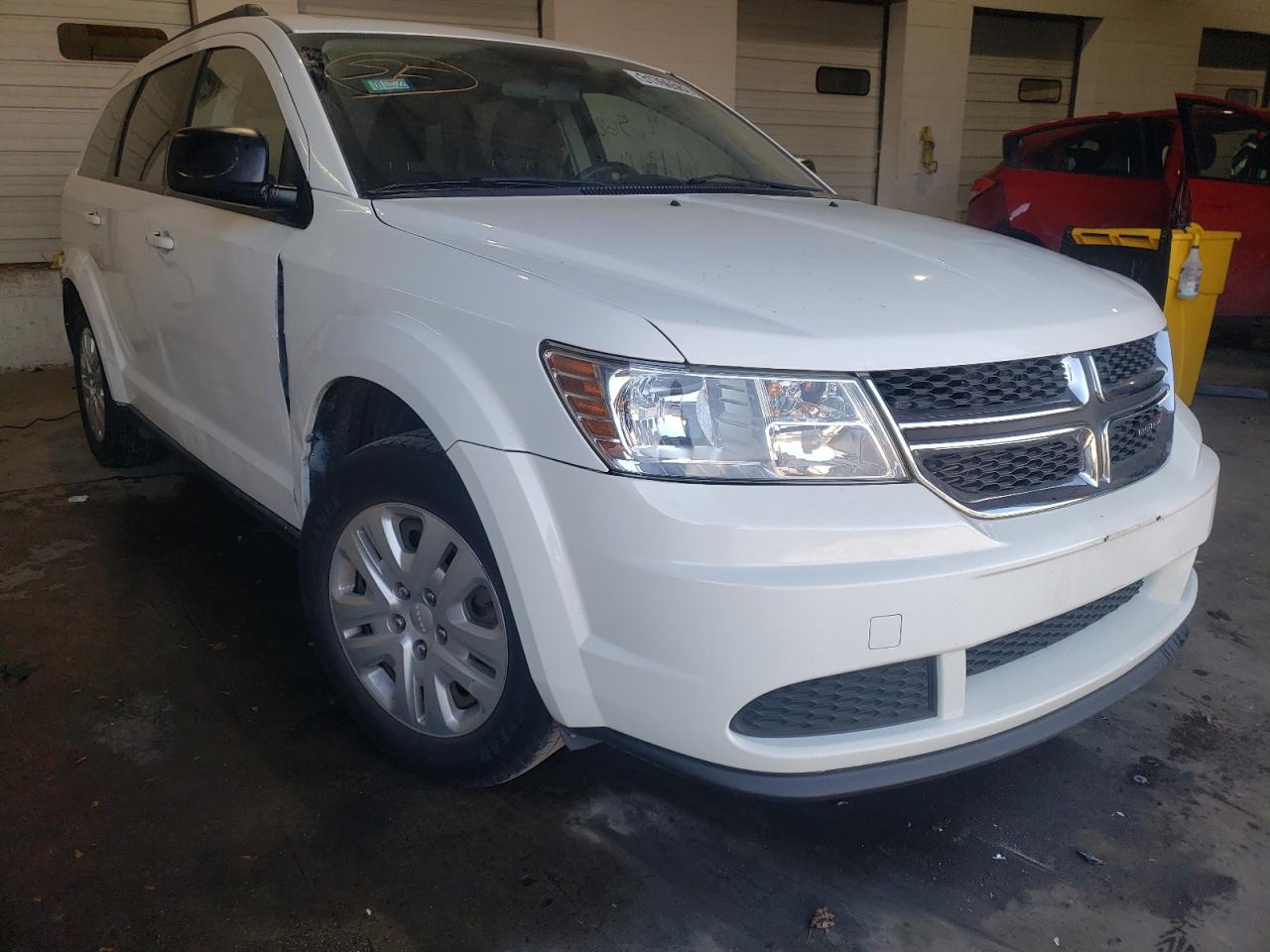 DODGE JOURNEY SE 2017 with VIN 3C4PDCAB9HT558819 - Photo from auction