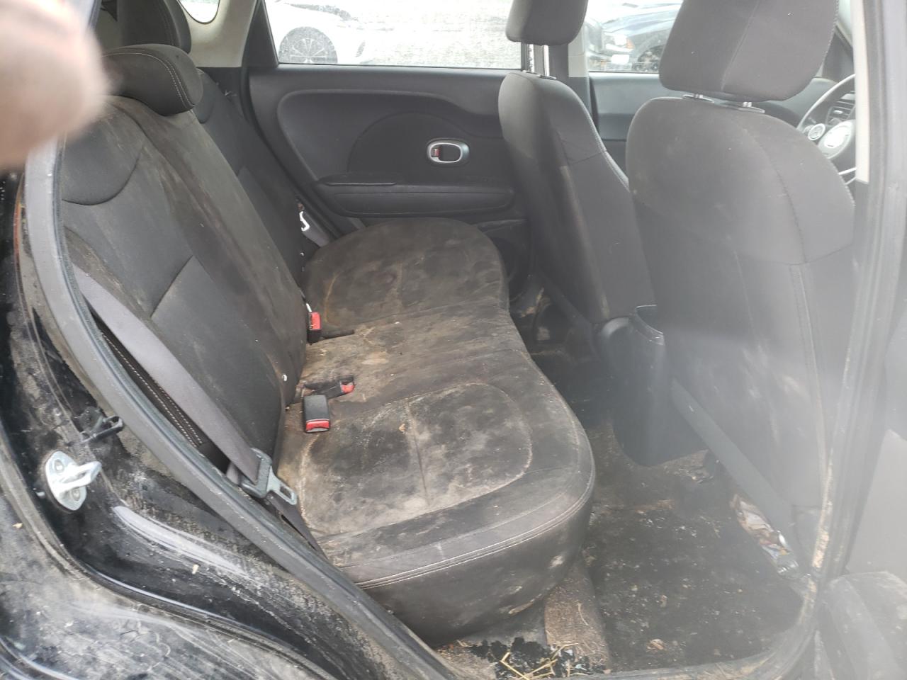 Photo 15 from auction – 2016 KIA SOUL with VIN KNDJN2A22G7332153
