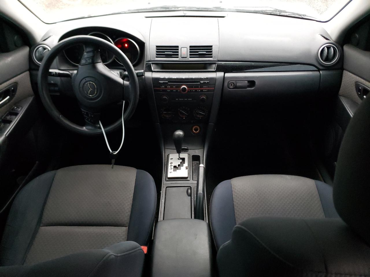 Photo 9 from auction – 2005 MAZDA 3 I with VIN JM1BK12F351296482