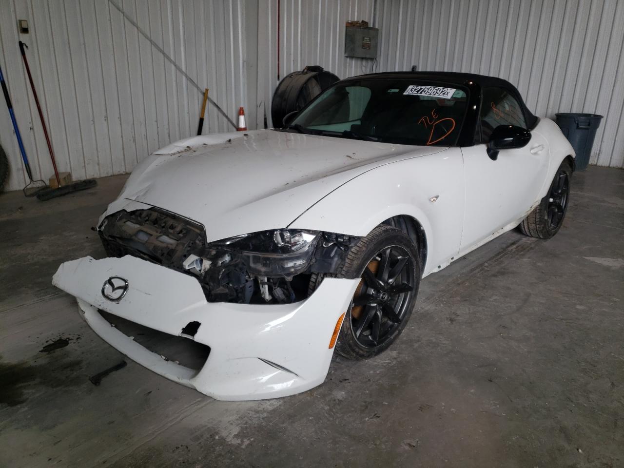Photo 2 from auction – 2016 MAZDA MX-5 MIATA with VIN JM1NDAC72G0102645