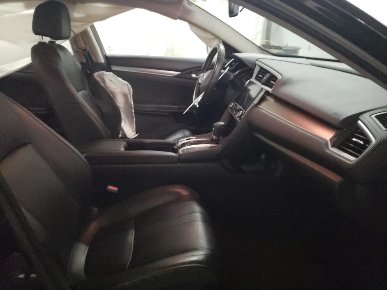 Photo 5 from auction – 2016 HONDA CIVIC EXL with VIN 2HGFC1F72GH630766