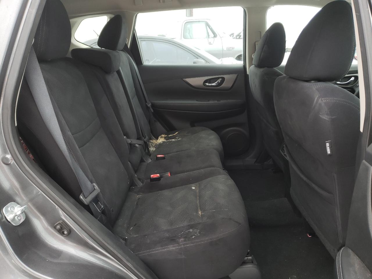 Photo 6 from auction – 2014 NISSAN ROGUE S with VIN 5N1AT2MV6EC847636
