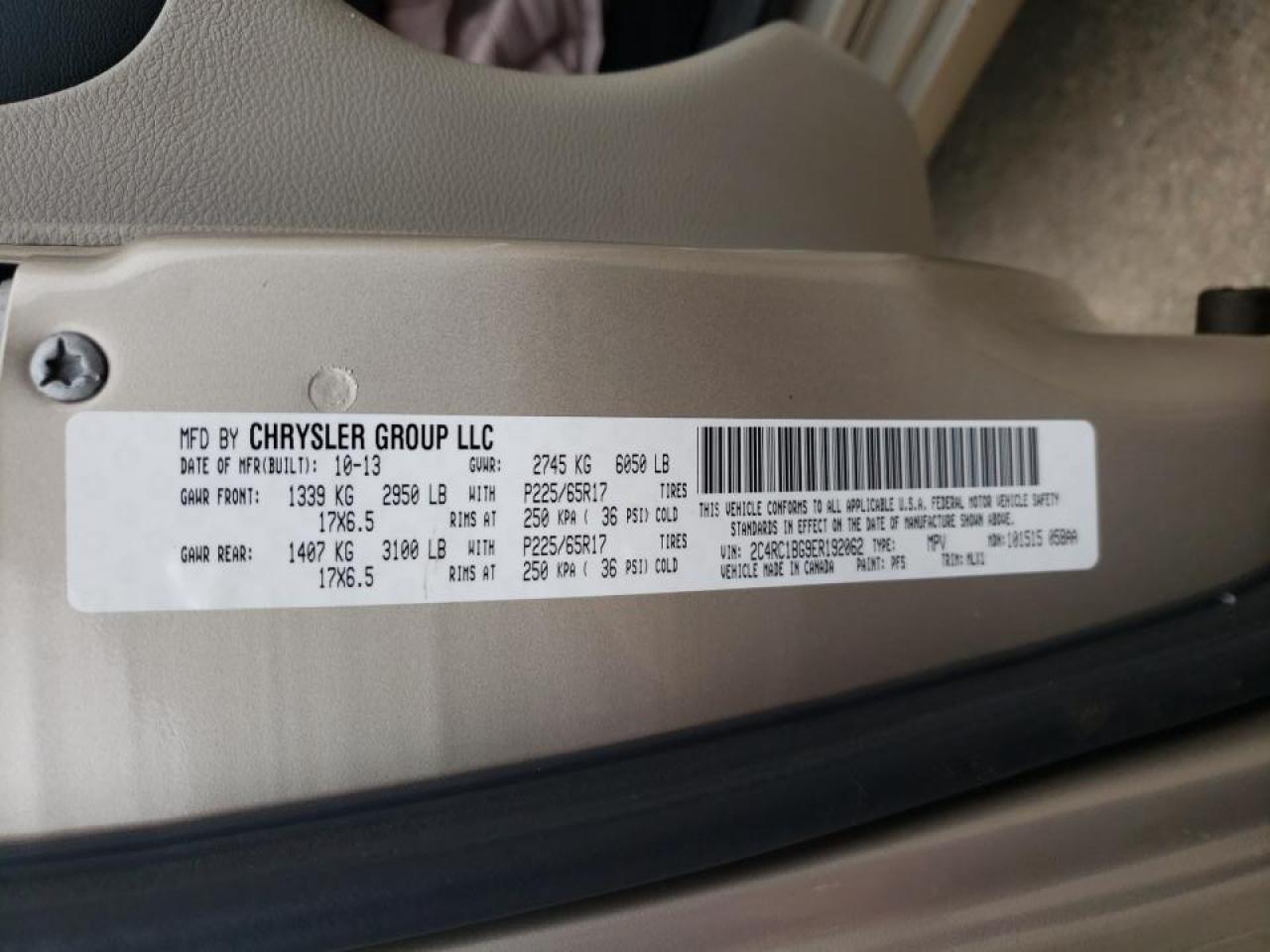 Photo 10 from auction – 2014 CHRYSLER TOWN & COU with VIN 2C4RC1BG9ER192062